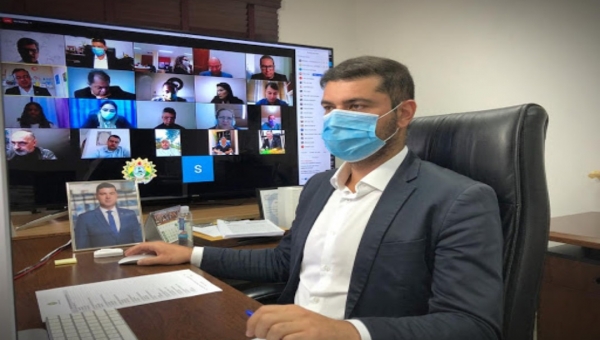 Deputados comentam declaração de médico de Cruzeiro do Sul sobre “decidir quem vai ter chance e quem não vai”